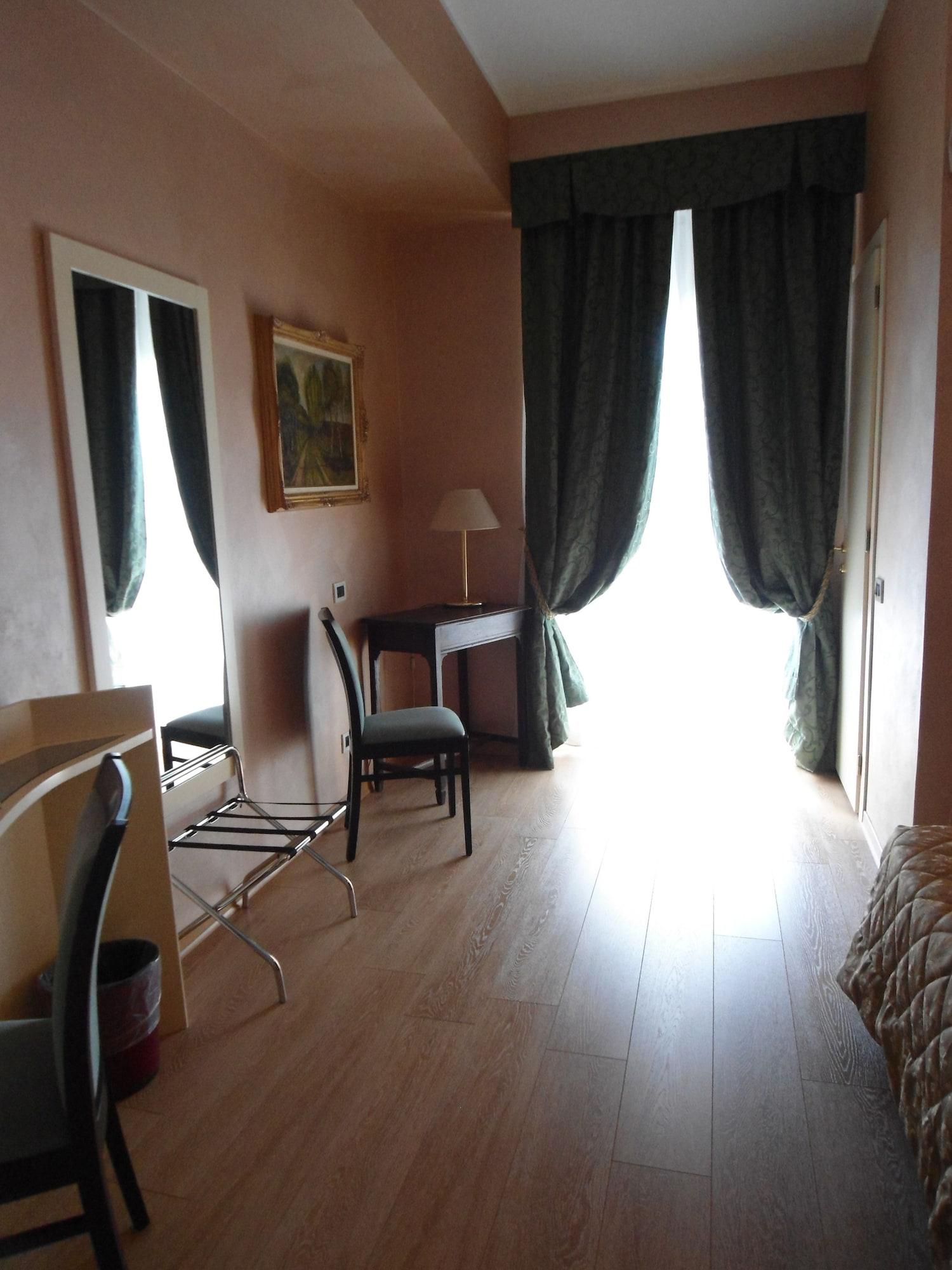 Hotel Continental Torino Kültér fotó