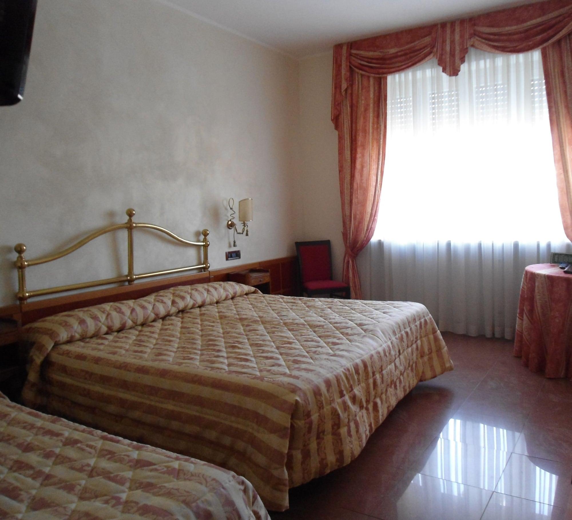 Hotel Continental Torino Kültér fotó