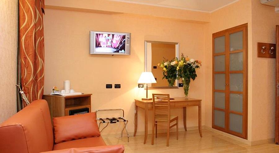 Hotel Continental Torino Szoba fotó