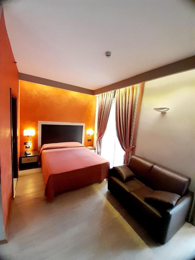 Hotel Continental Torino Kültér fotó