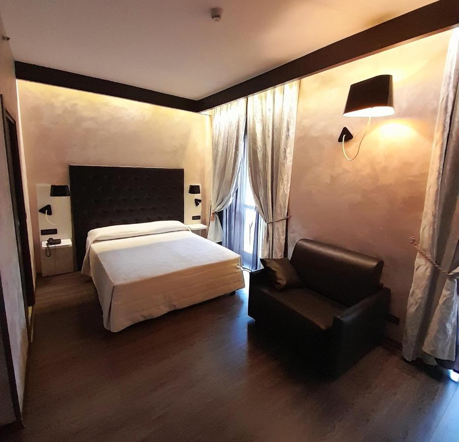 Hotel Continental Torino Kültér fotó