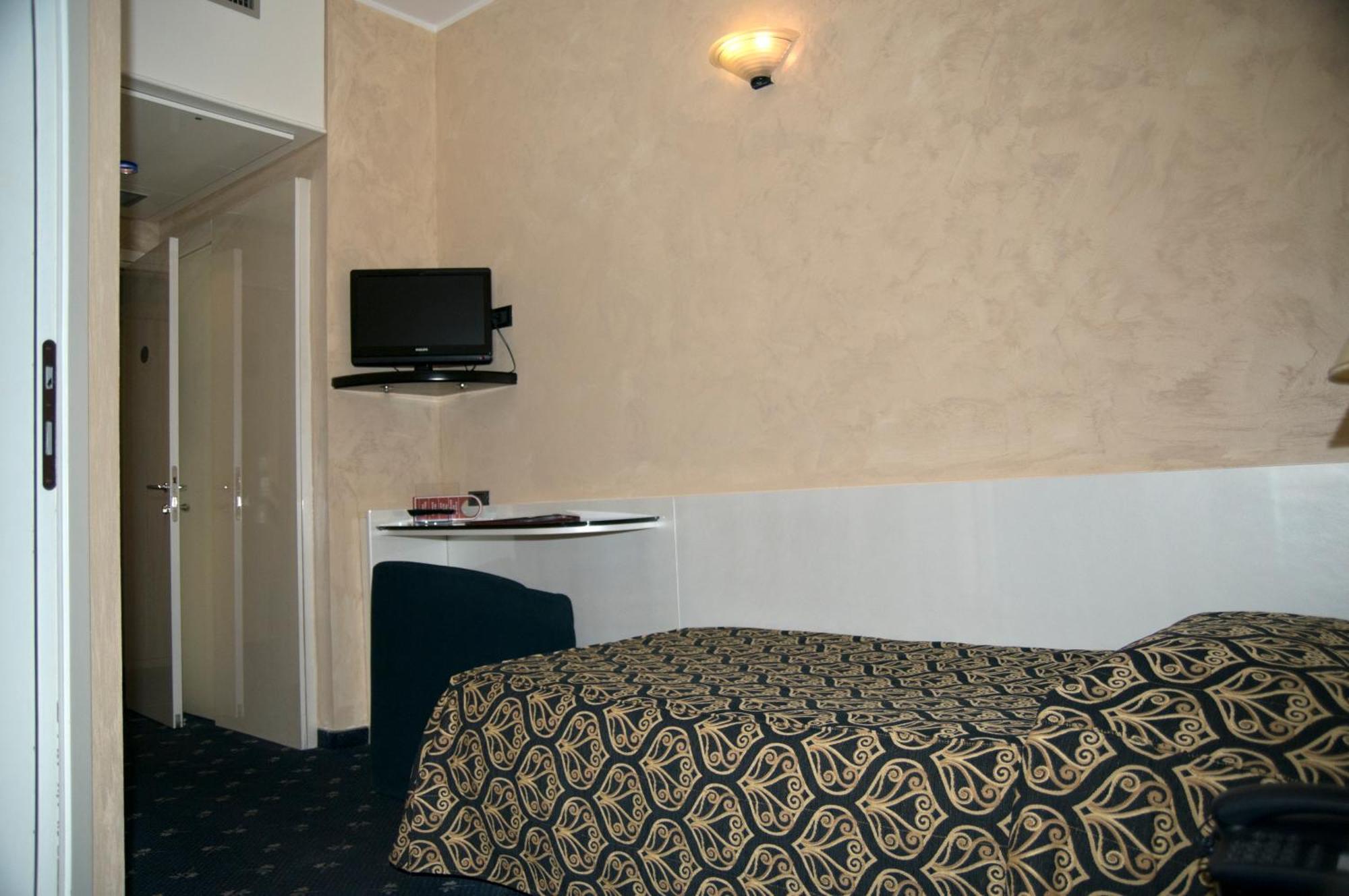 Hotel Continental Torino Kültér fotó