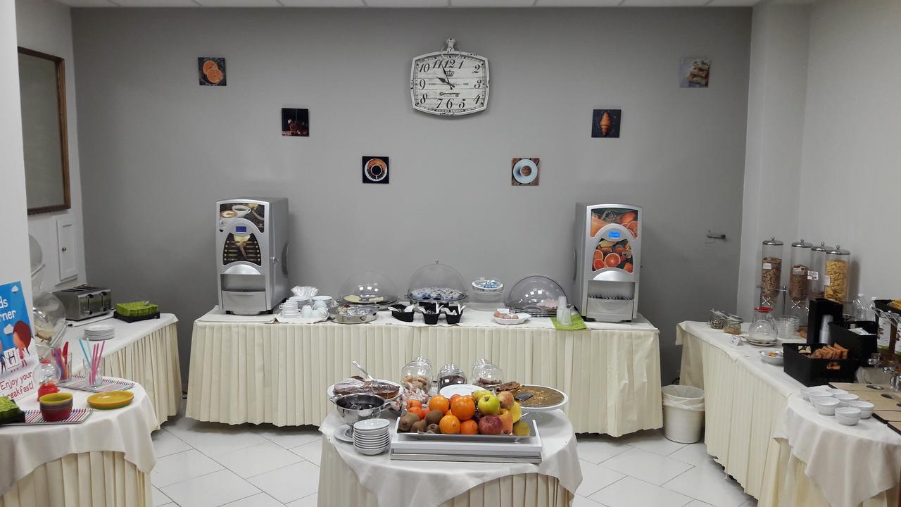 Hotel Continental Torino Kültér fotó