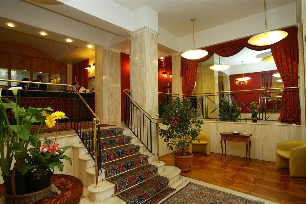 Hotel Continental Torino Beltér fotó